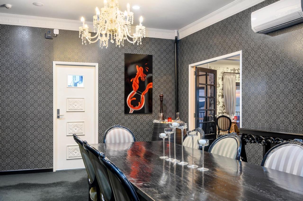רוטורואה Black Swan Lakeside Boutique Hotel מראה חיצוני תמונה