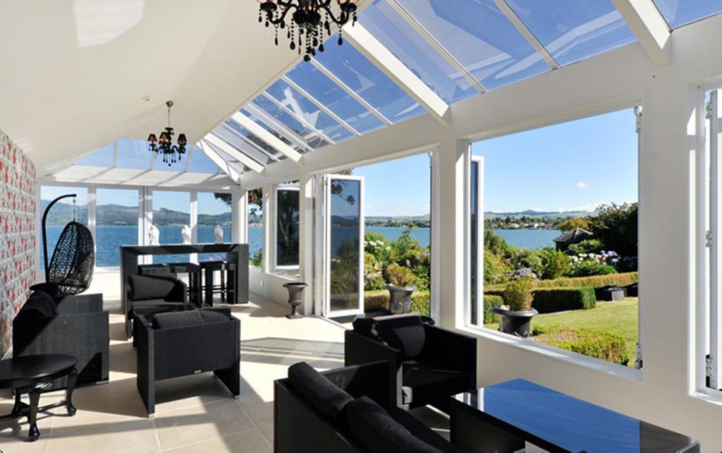 רוטורואה Black Swan Lakeside Boutique Hotel מראה חיצוני תמונה